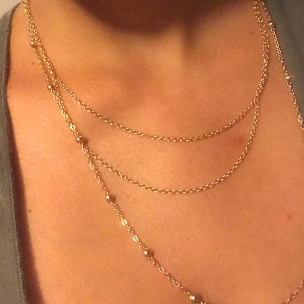 Layered necklace - Picture 5 of 8
